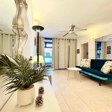 Palia Elegance Oasis Apartment